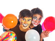 kinder mit luftballons