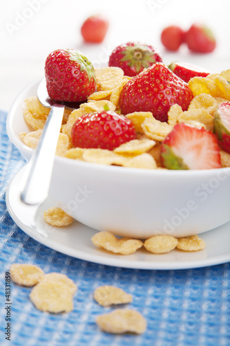 Photo: cornflakes with strawberry cornflakes with strawberry