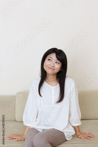 Photo: 笑顔の若い女性 笑顔の若い女性