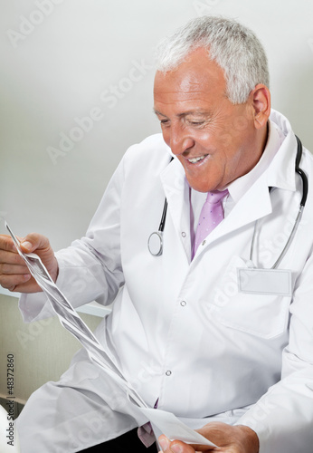 Photo: Radiologist Reviewing Ultrasound Print Radiologist Reviewing Ultrasound Print