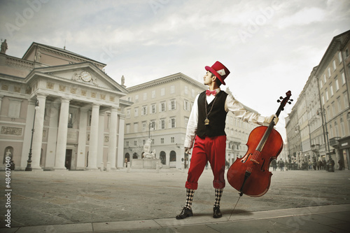 Photo: musician with viola musician with viola