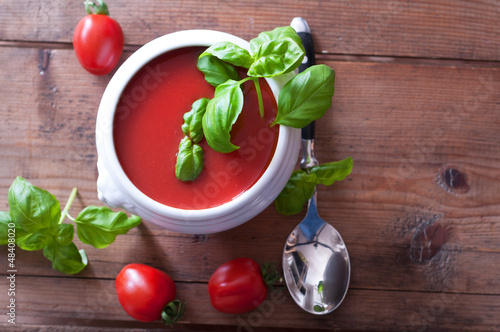 Photo: Aus frischen Tomaten Aus frischen Tomaten