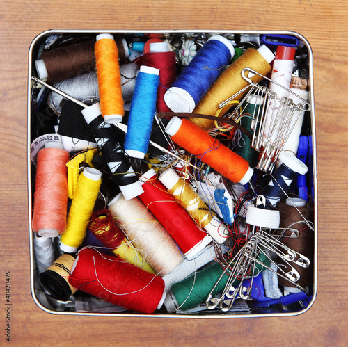 Photo: Sewing set, thread, needle, scissors, Sewing set, thread, needle, scissors,