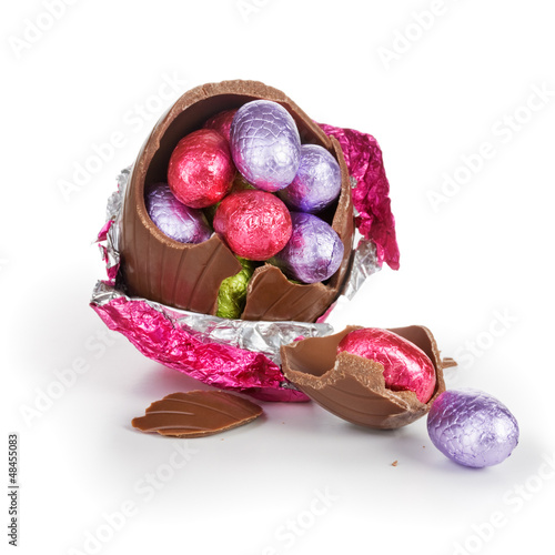 Photo: Broken Easter egg Broken Easter egg