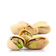 pistacchi in fondo bianco