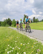Foto: fröhliche Radtour zu dritt fröhliche Radtour zu dritt