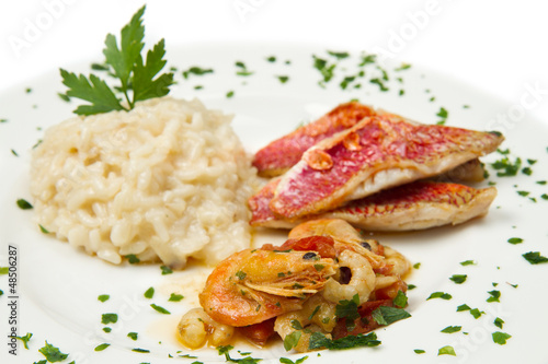 Photo: rice with red mullet fillets and seafood rice with red mullet fillets and seafood