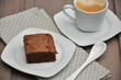 Brownie mit Cappuccino