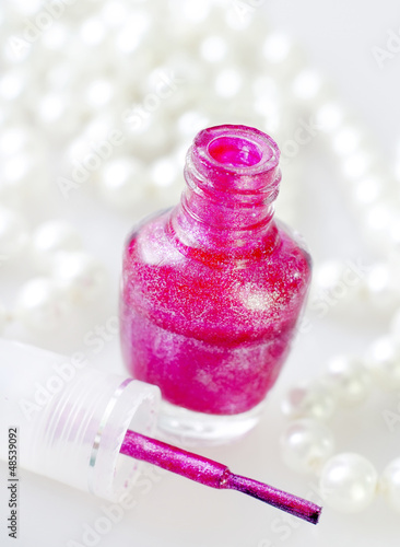 Photo: red nail red nail