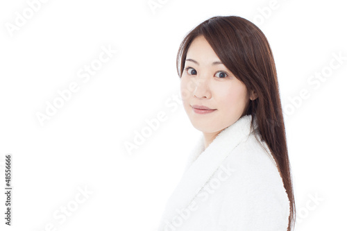 Photo: バスローブを着た女性 バスローブを着た女性
