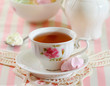 Black tea and meringue cookies