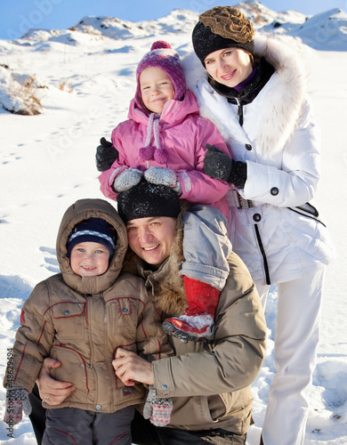 Photo: Family in the winter Family in the winter