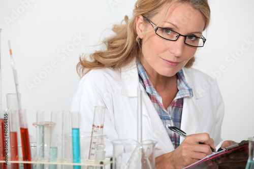 Photo: Woman in the laboratory Woman in the laboratory