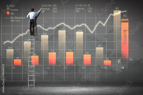 Photo: businessman drawing diagram businessman drawing diagram
