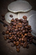 Kaffeepads mit Kaffeebohnen