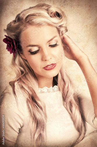 Photo: Vintage Luxury Photo Of An Elegant Beauty Queen Vintage Luxury Photo Of An Elegant Beauty Queen