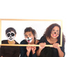 geschwister mit hunde, katze und panda schminke
