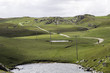 strasse zum leuchtturm dunnet head in schottland
