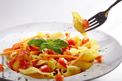 Photo: Pasta Nudeln mit Soße und Gabel Pasta Nudeln mit Soße und Gabel