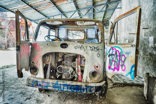 Photo: grunge background, vintage truck grunge background, vintage truck