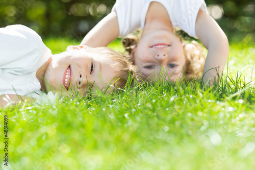 Foto: Happy children playing Happy children playing