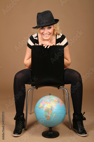 Photo: Blonde Frau mit Hut Blonde Frau mit Hut