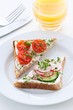 Quarkbrot mit Gemüse