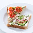 Foto: Bread with quark cheese and vegetables Bread with quark cheese and vegetables