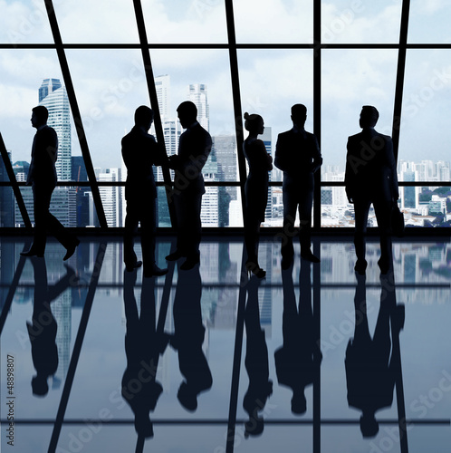 Photo: businesspeople in office businesspeople in office