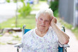 Foto: Senior Woman in Wheelchair Senior Woman in Wheelchair