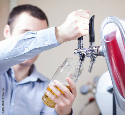 Photo: barman draft beer barman draft beer