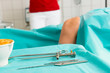 knie op