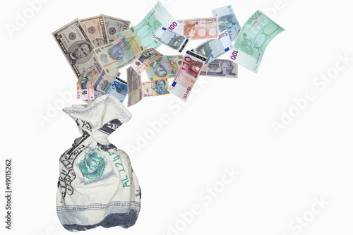 Photo: Supporting the currency Supporting the currency