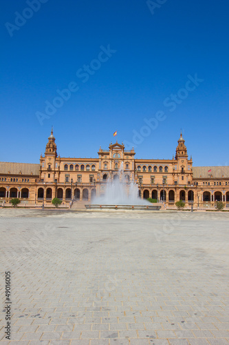 Photo: fountain of Plaza de Espana, Seville, Spain fountain of Plaza de Espana, Seville, Spain