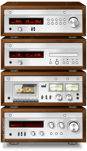 Illustration: Vintage stereo cassette tape deck recorder CD player tuner ampli Vintage stereo cassette tape deck recorder CD player tuner ampli