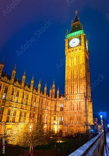 Photo: The Big Ben and the House of Parliament at night, London, UK. The Big Ben and the House of Parliament at night, London, UK.