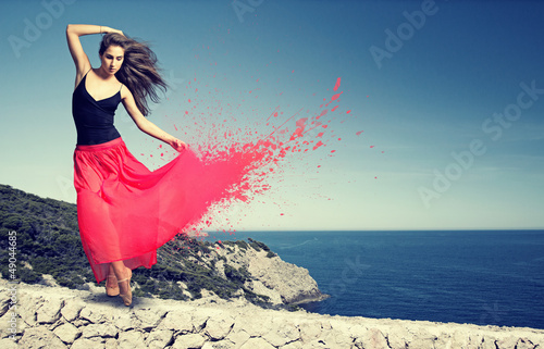 Photo: Dancing Woman Dancing Woman