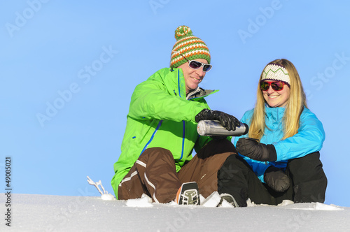 Photo: kleine Trinkpause im Schnee kleine Trinkpause im Schnee
