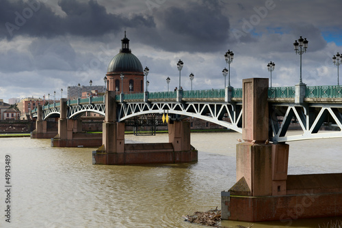 Photo: Quais de la Garonne à Toulouse Quais de la Garonne à Toulouse