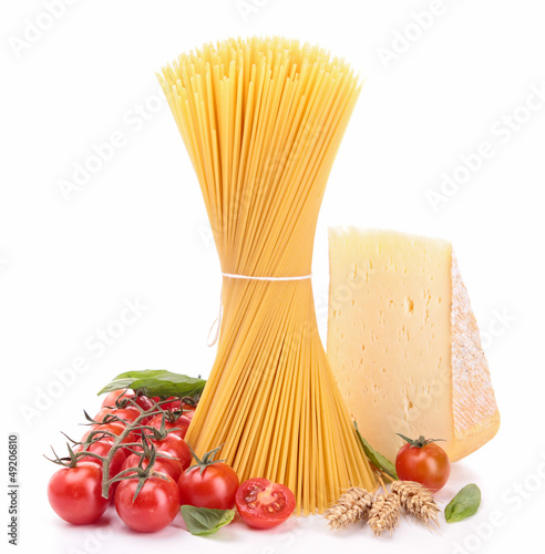 Photo: raw spaghetti with tomatoes and cheese raw spaghetti with tomatoes and cheese