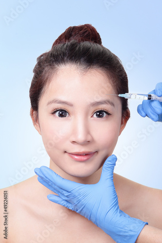 Photo: cosmetic injection to the pretty face cosmetic injection to the pretty face