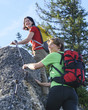 Zwei Frauen beim Wandern