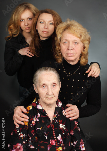 Photo: Four generations of women in a family Four generations of women in a family