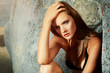 Foto: sitting on stone sitting on stone