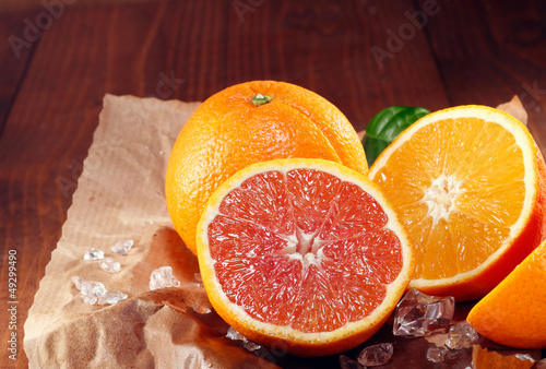 Photo: Halved fresh orange varieties Halved fresh orange varieties