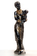 statuette African woman with a baby