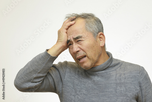 Photo: 困惑する男性 困惑する男性