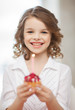 girl with cupcake