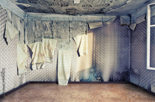 Photo: abandoned interior abandoned interior