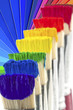pinceaux et nuancier peinture